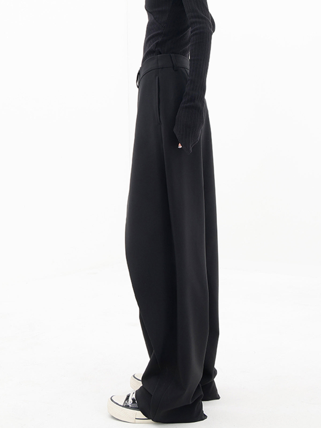 Mia | Asymmetrische Baggy-Hose