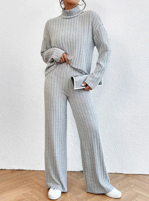 Set Dayana | Rollkragenpullover und Strickhosen